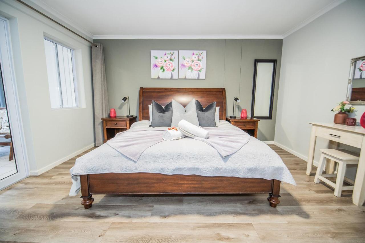 Two Greenpoint Mews With Back Up Power For Loadshedding Plettenberg Bay Zewnętrze zdjęcie